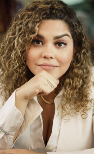 Picture of Mariana Vianna